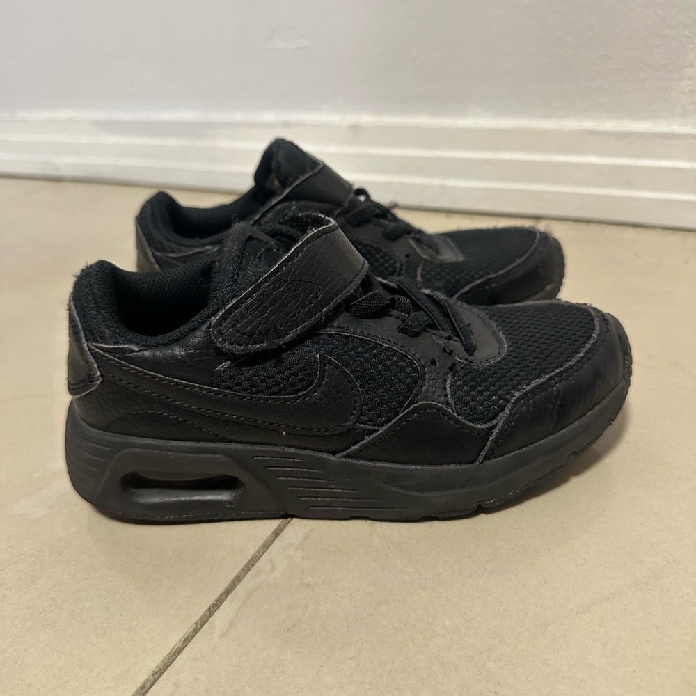 Nike Kids Black Sneakers